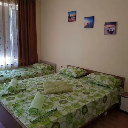 Ул.Княз Александър Батенберг 9 Daire